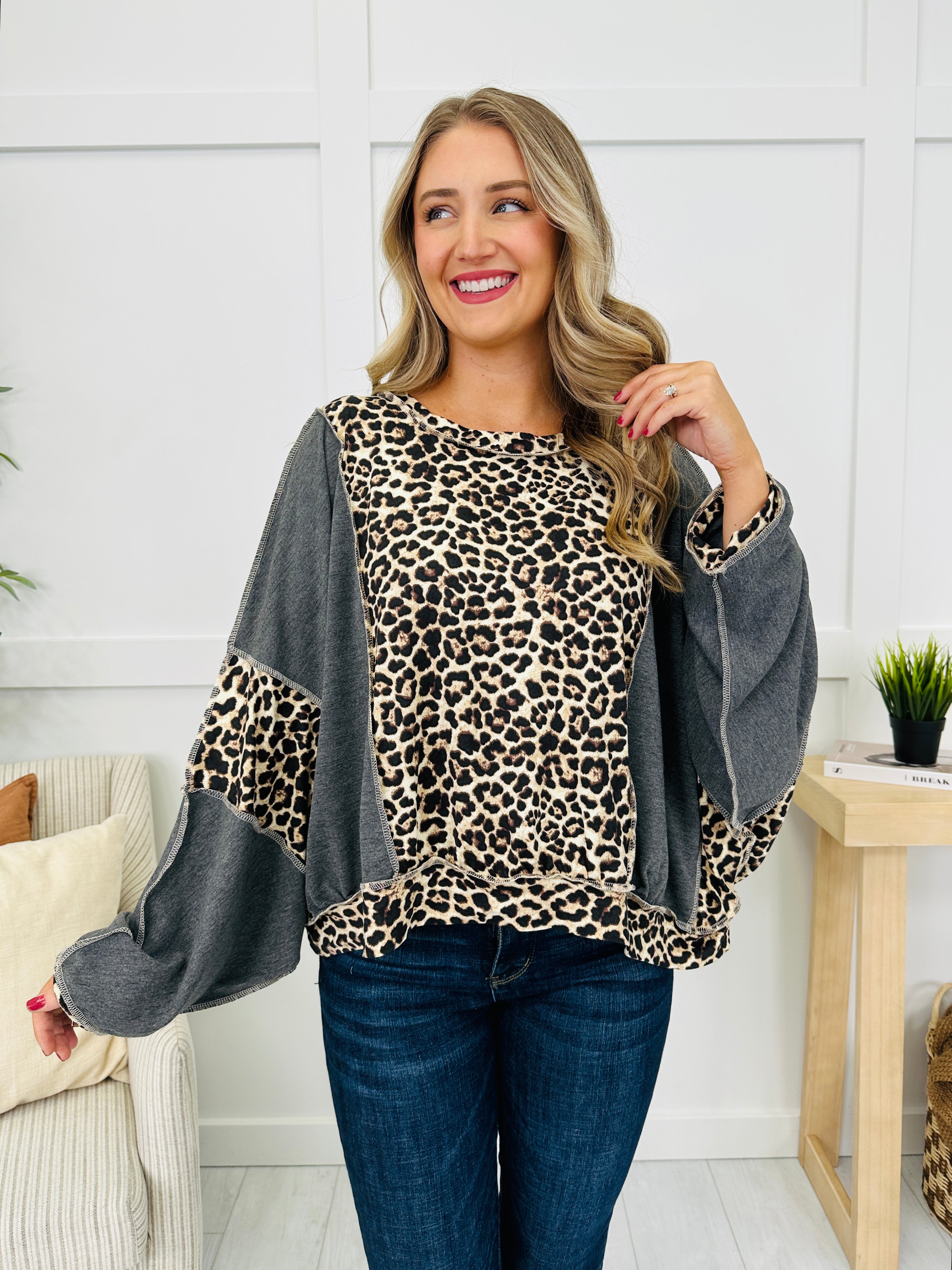 Catwalk Contrast Pullover in Charcoal